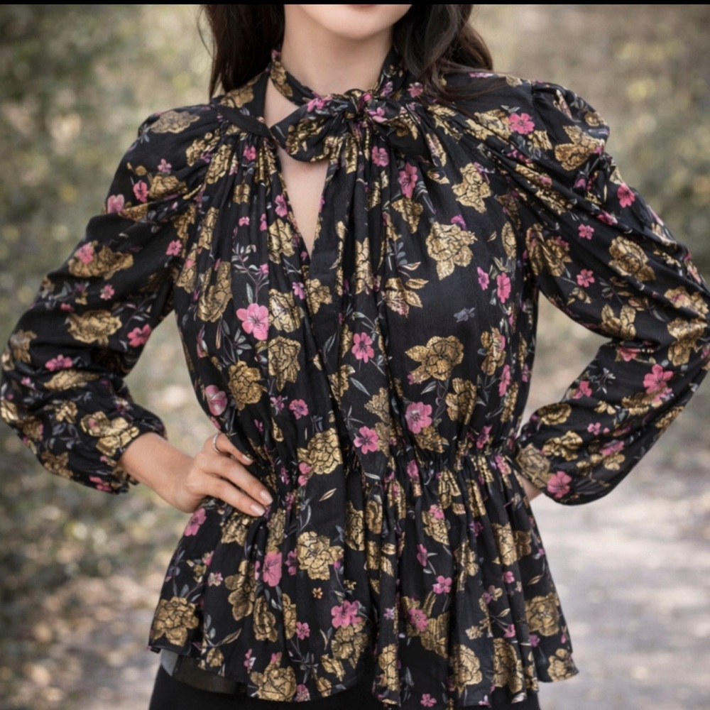 Zara Gorgeous Gold Lurex Floral Black and Pink Women's Top .